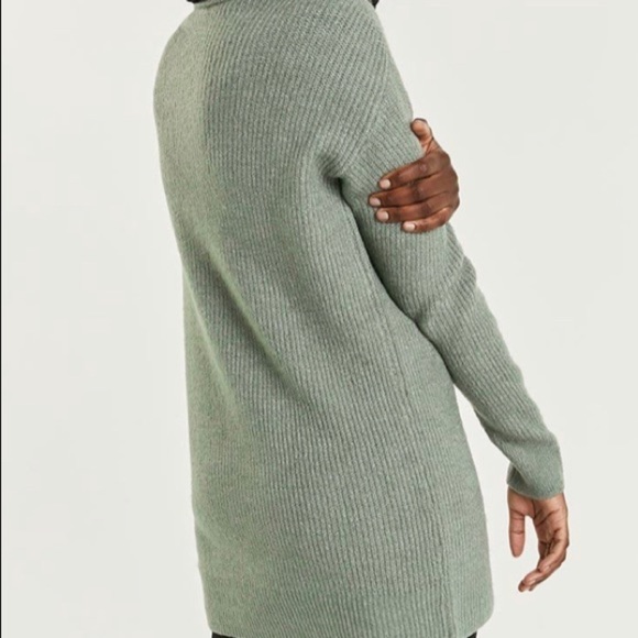 Cowlneck sweater - Picture 3 of 5